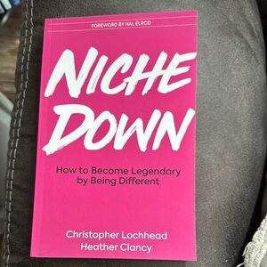 USED Niche Down Book in Vibrant Pink